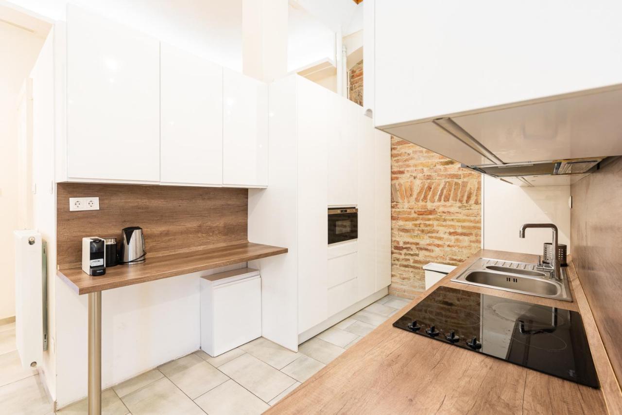 Spacious Luxury At The Heart Of Apartment Budapest